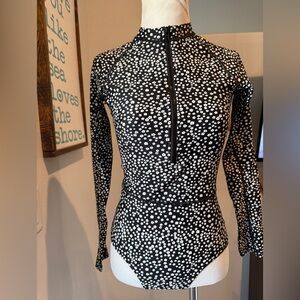 O'Neill Black Long-Sleeve Floral Zip Mock Neck Swimsuit